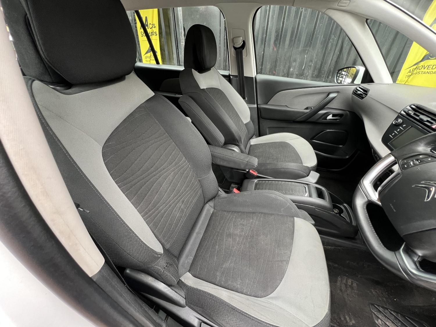 Used Citroen C4 Grand Picasso 2015 for sale - 76482915: Photo 24