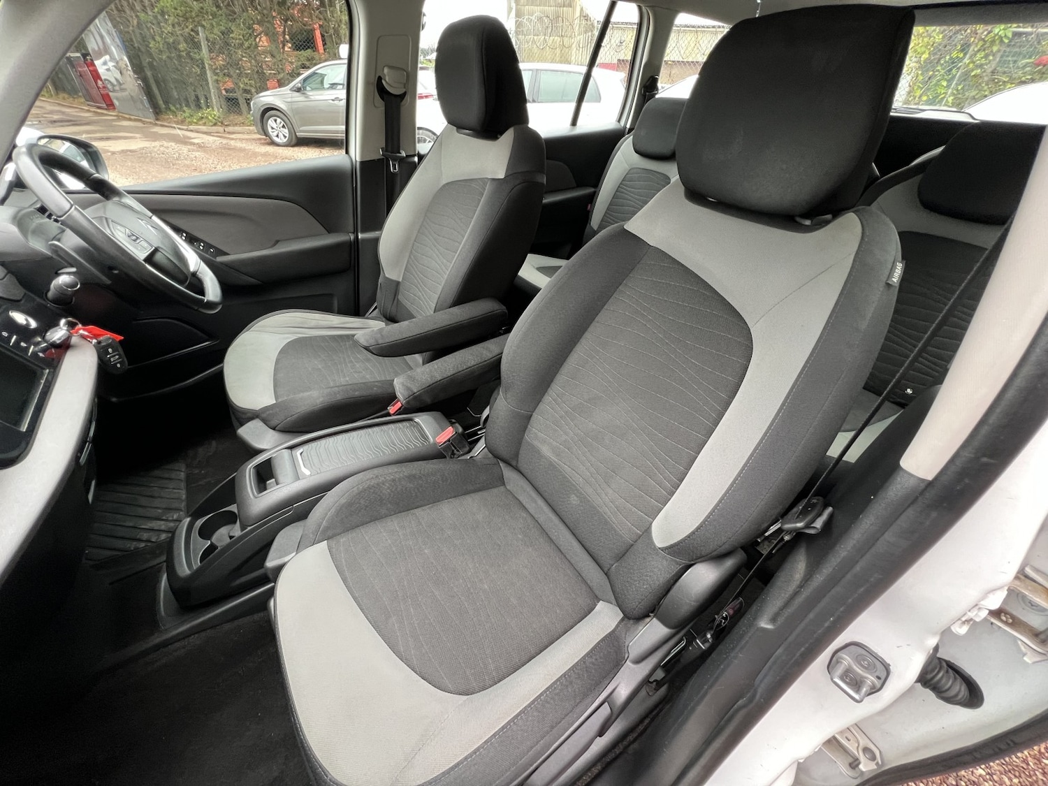 Used Citroen C4 Grand Picasso 2015 for sale - 76482915: Photo 49