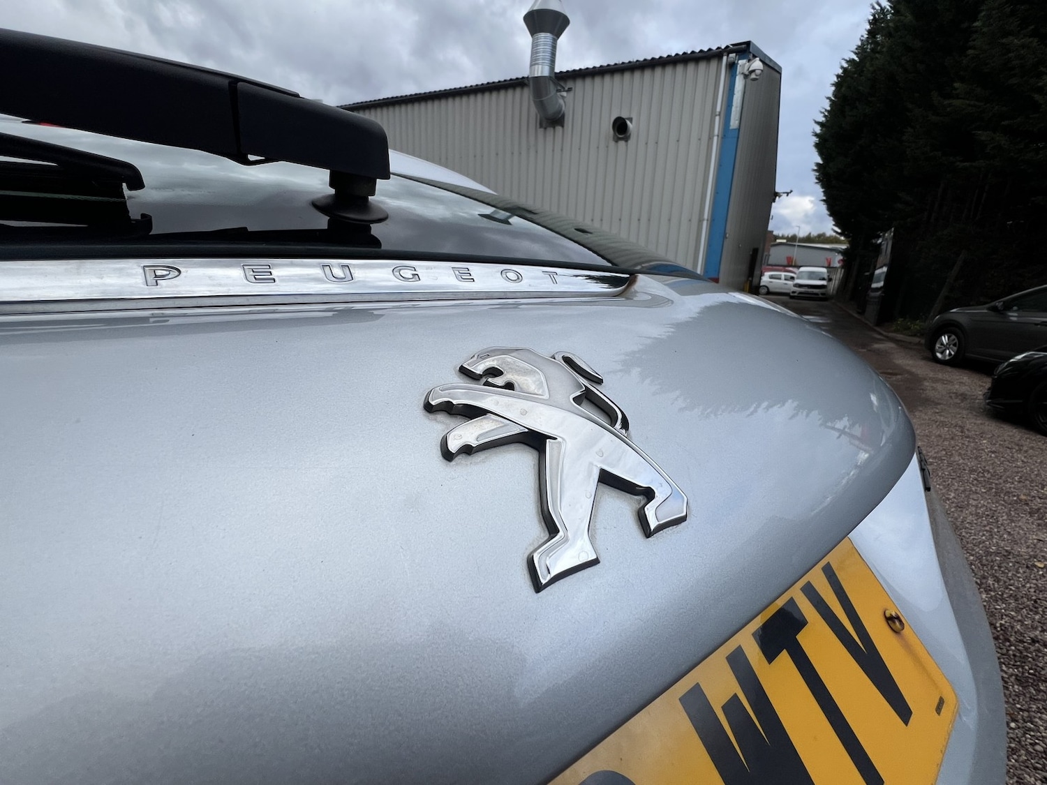 Used Peugeot 208 2012 for sale - 76369315: Photo 32