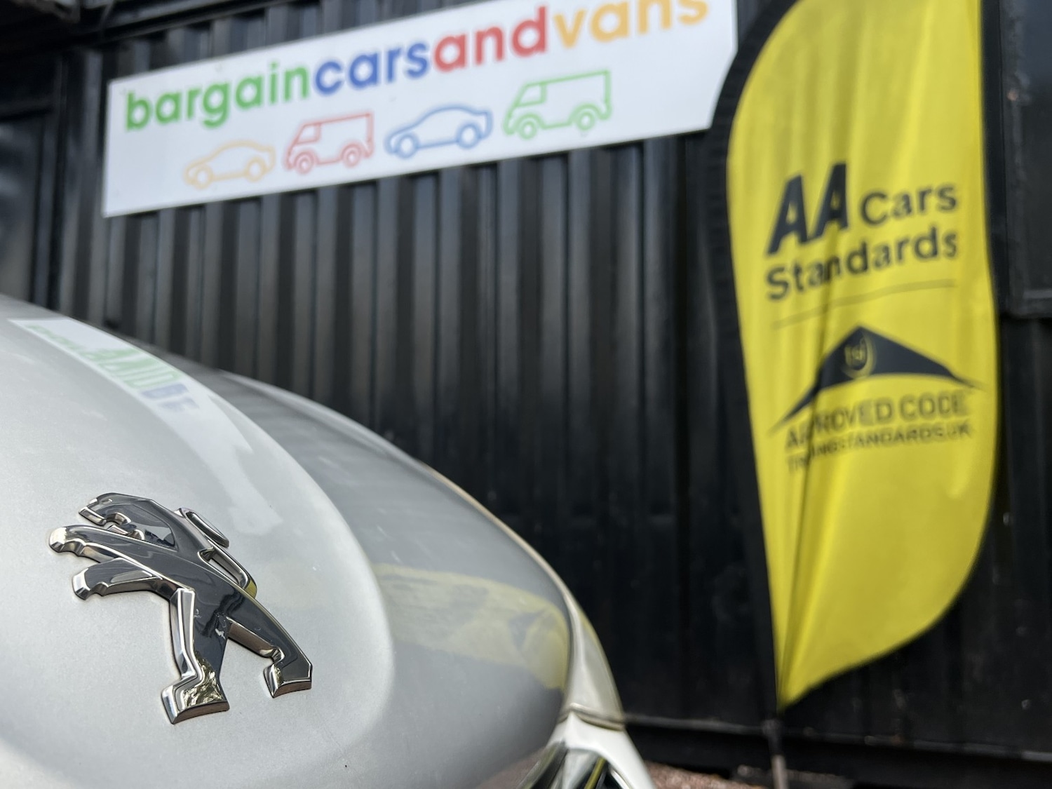 Used Peugeot 208 2012 for sale - 76369315: Photo 4