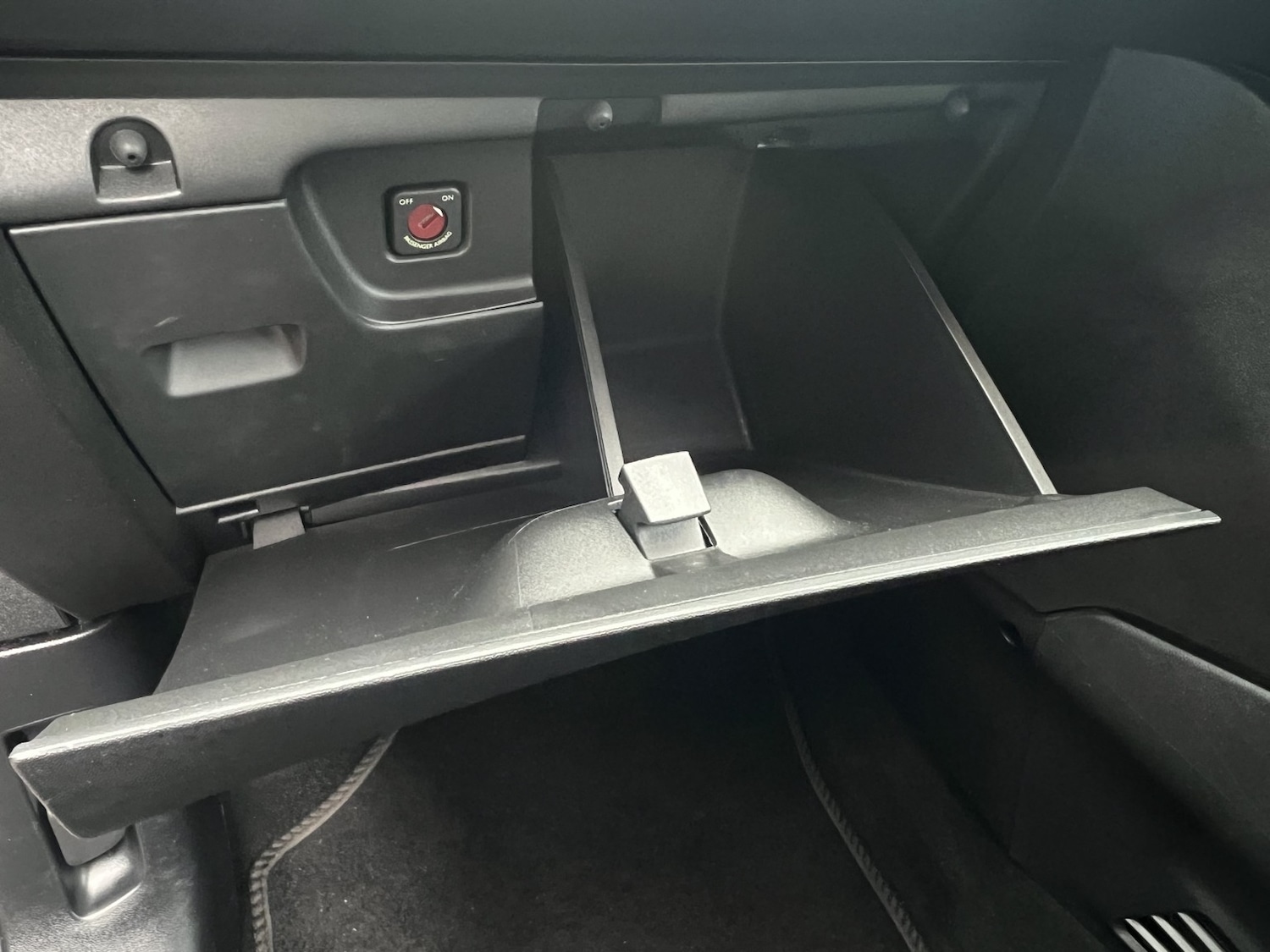 Used Peugeot 208 2012 for sale - 76369315: Photo 44