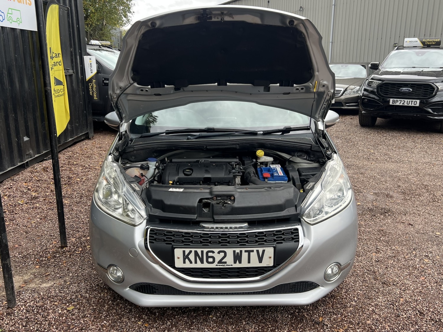 Used Peugeot 208 2012 for sale - 76369315: Photo 57