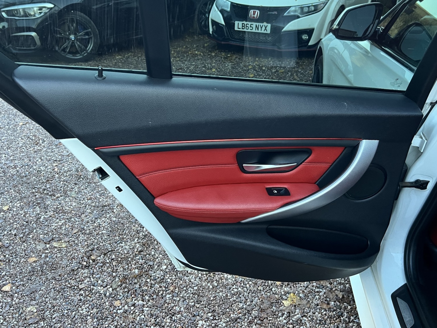 Used BMW 3 Series 2012 for sale - 76830374: Photo 39