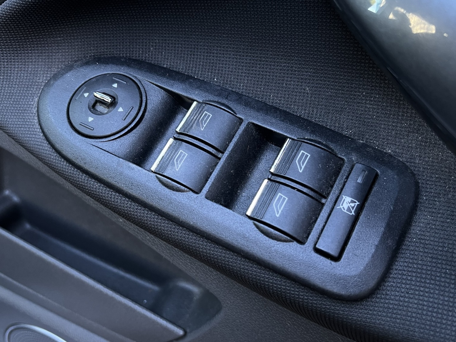 Used Ford C-Max 2010 for sale - 76830372: Photo 16