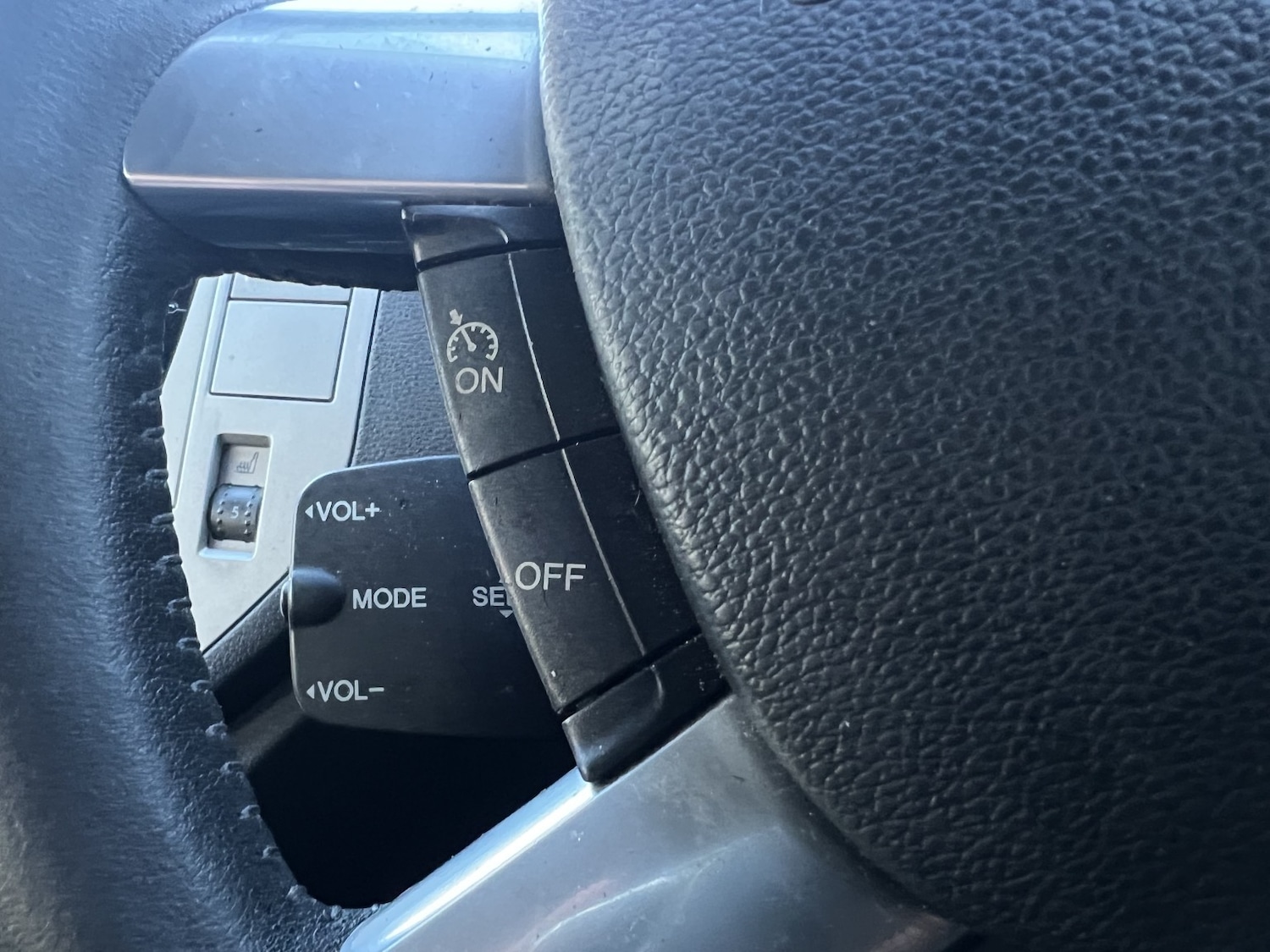 Used Ford C-Max 2010 for sale - 76830372: Photo 24