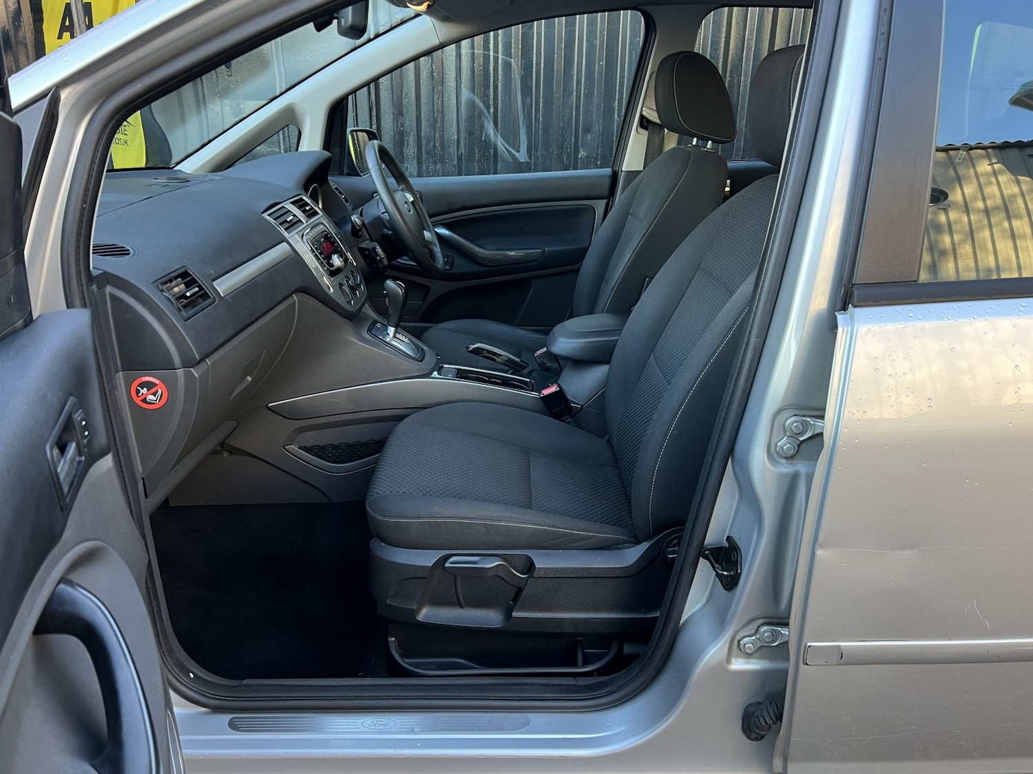 Used Ford C-Max 2010 for sale - 76830372: Photo 41