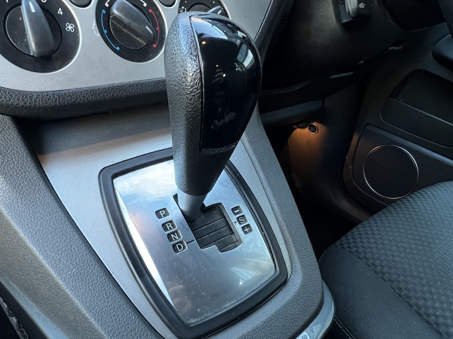 Used Ford C-Max 2010 for sale - 76830372: Photo 48