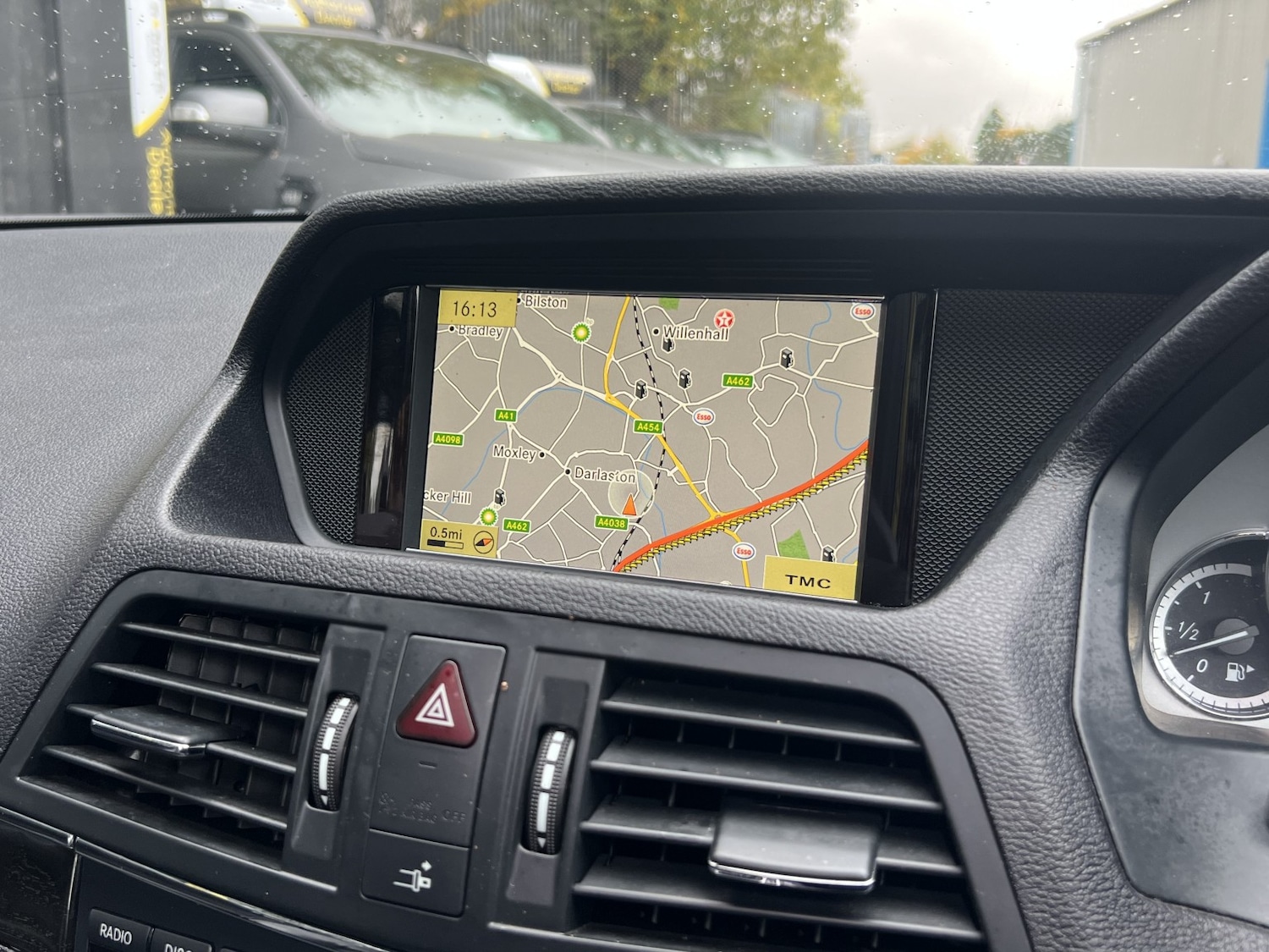 Used Mercedes-Benz E Class 2011 for sale - 76482896: Photo 23