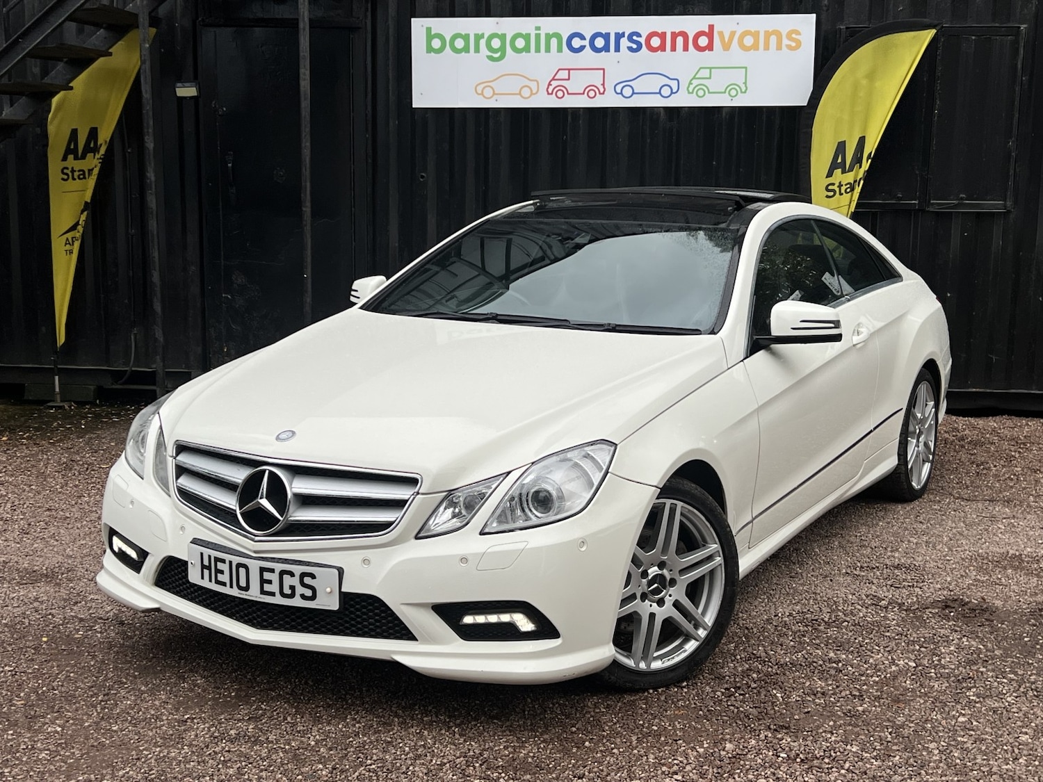 Used Mercedes-Benz E Class 2011 for sale - 76482896: Photo 47