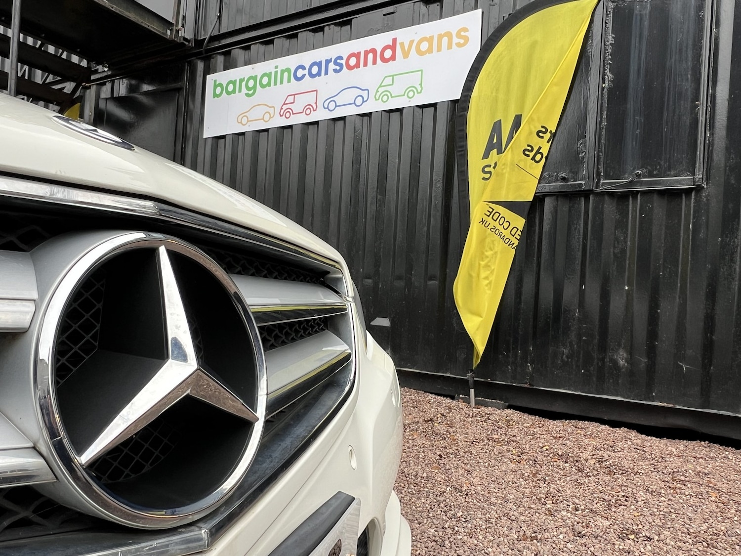 Used Mercedes-Benz E Class 2011 for sale - 76482896: Photo 5