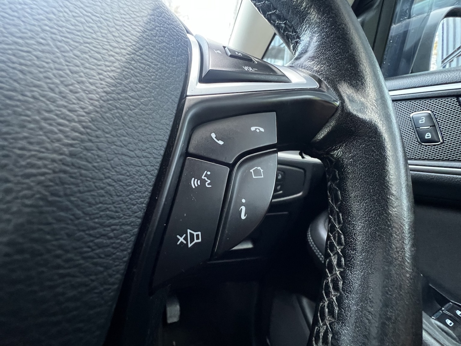 Used Ford Galaxy 2016 for sale - 76791574: Photo 23