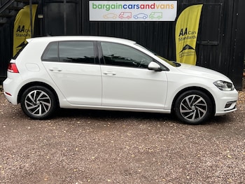 Used Volkswagen Golf 2019 for sale - 76407534: Photo