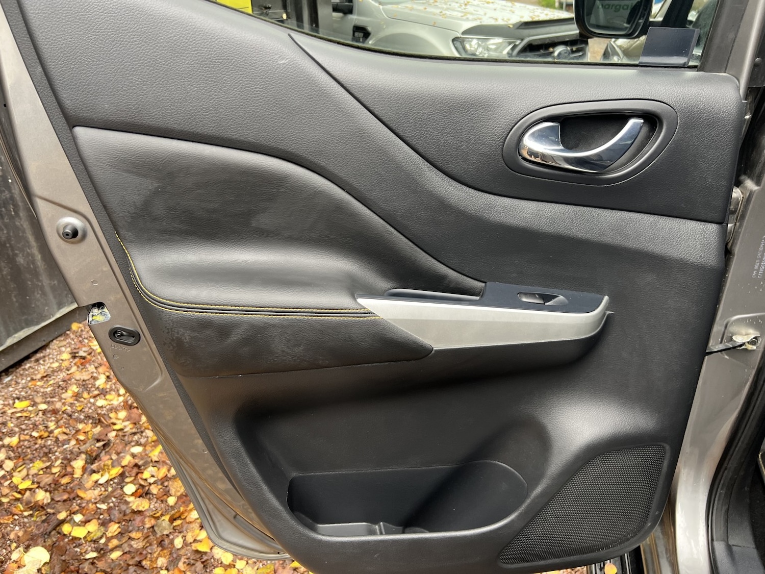 Used Nissan Navara 2019 for sale - 76547827: Photo 43