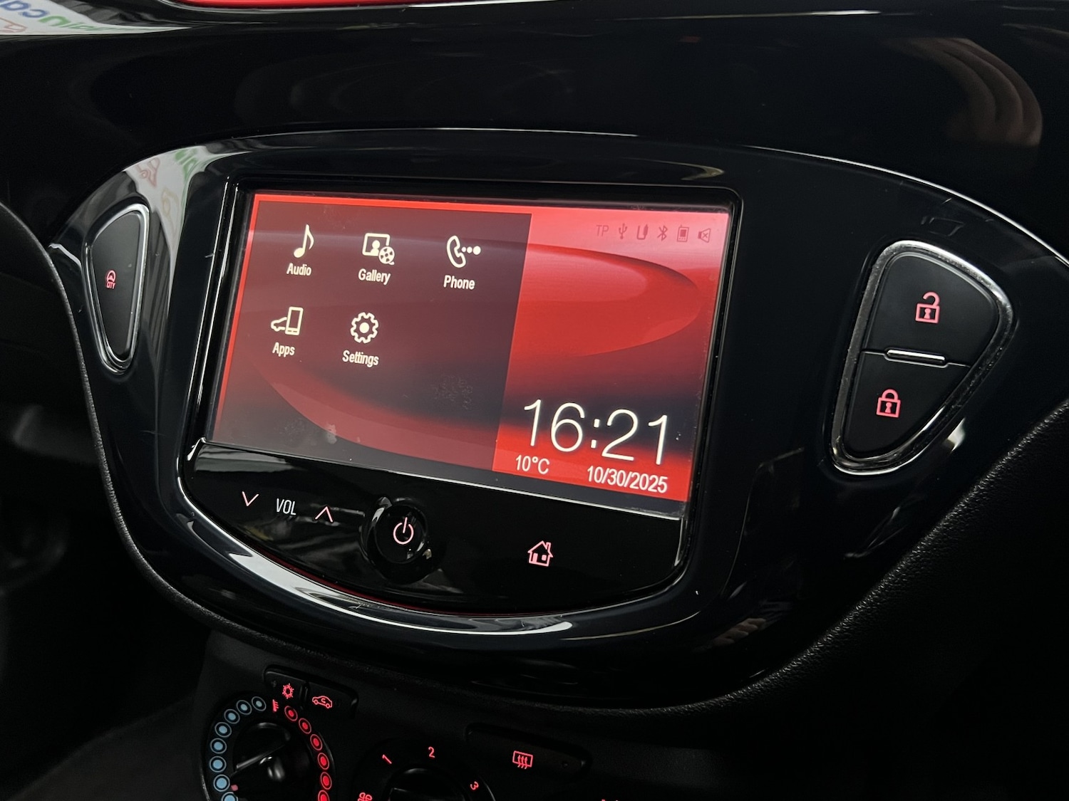 Used Vauxhall Corsa 2015 for sale - 76471240: Photo 20