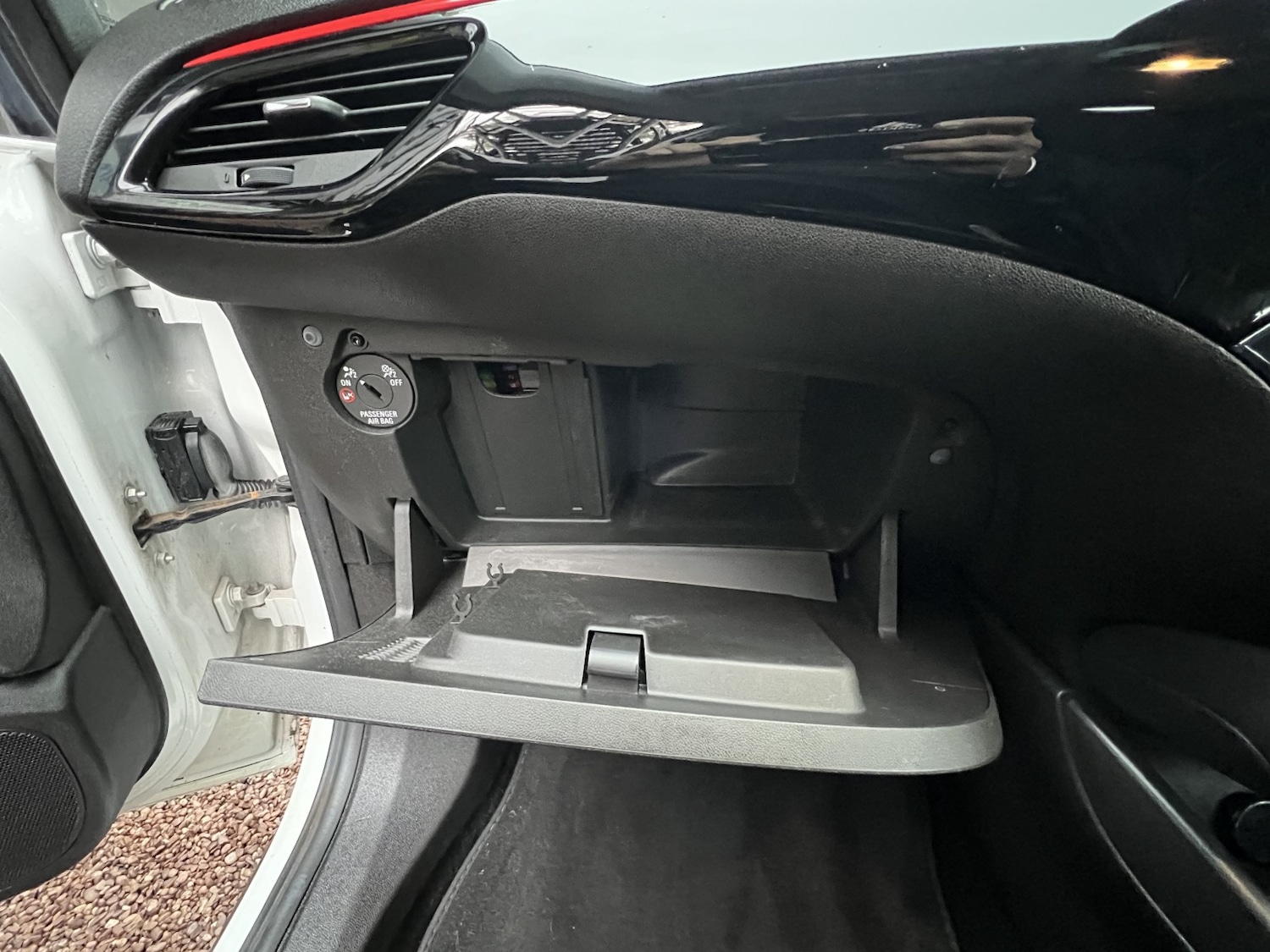 Used Vauxhall Corsa 2015 for sale - 76471240: Photo 39