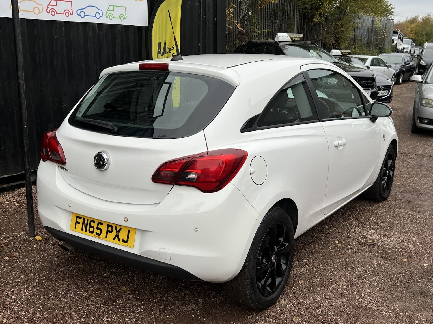 Used Vauxhall Corsa 2015 for sale - 76471240: Photo 5