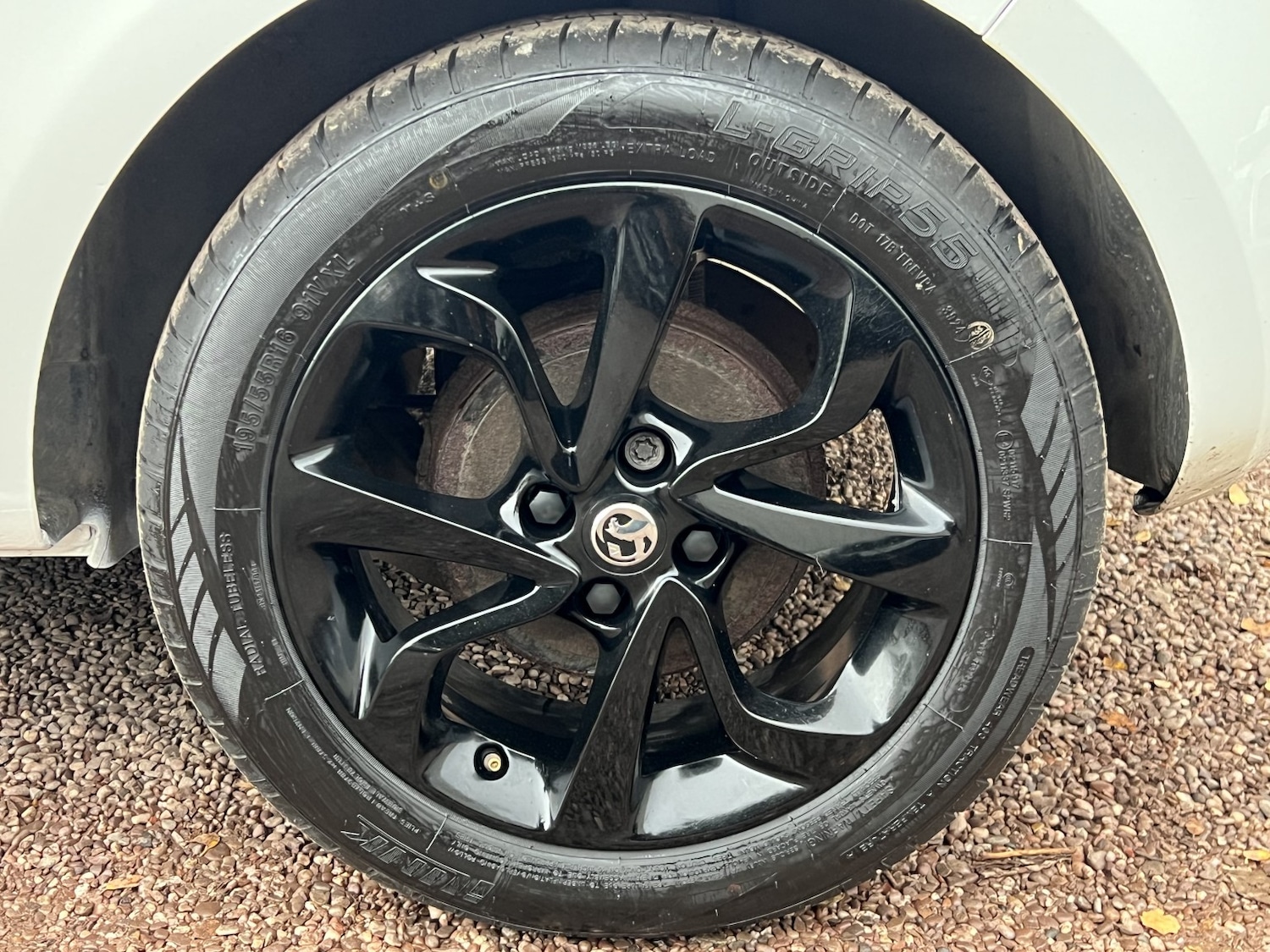 Used Vauxhall Corsa 2015 for sale - 76471240: Photo 51