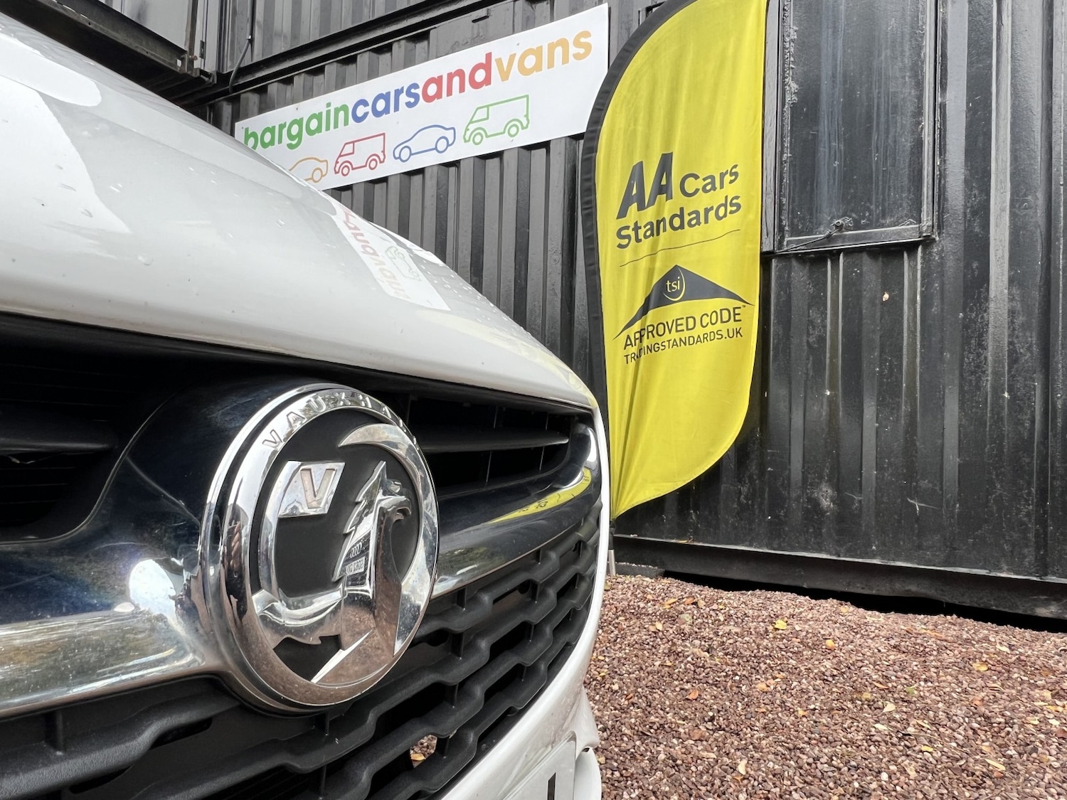 Used Vauxhall Corsa 2015 for sale - 76471240: Photo 6