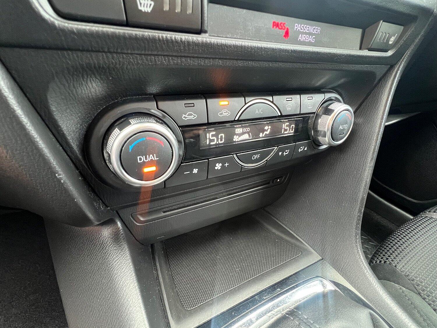 Used Mazda Mazda3 2017 for sale - 76793137: Photo 40