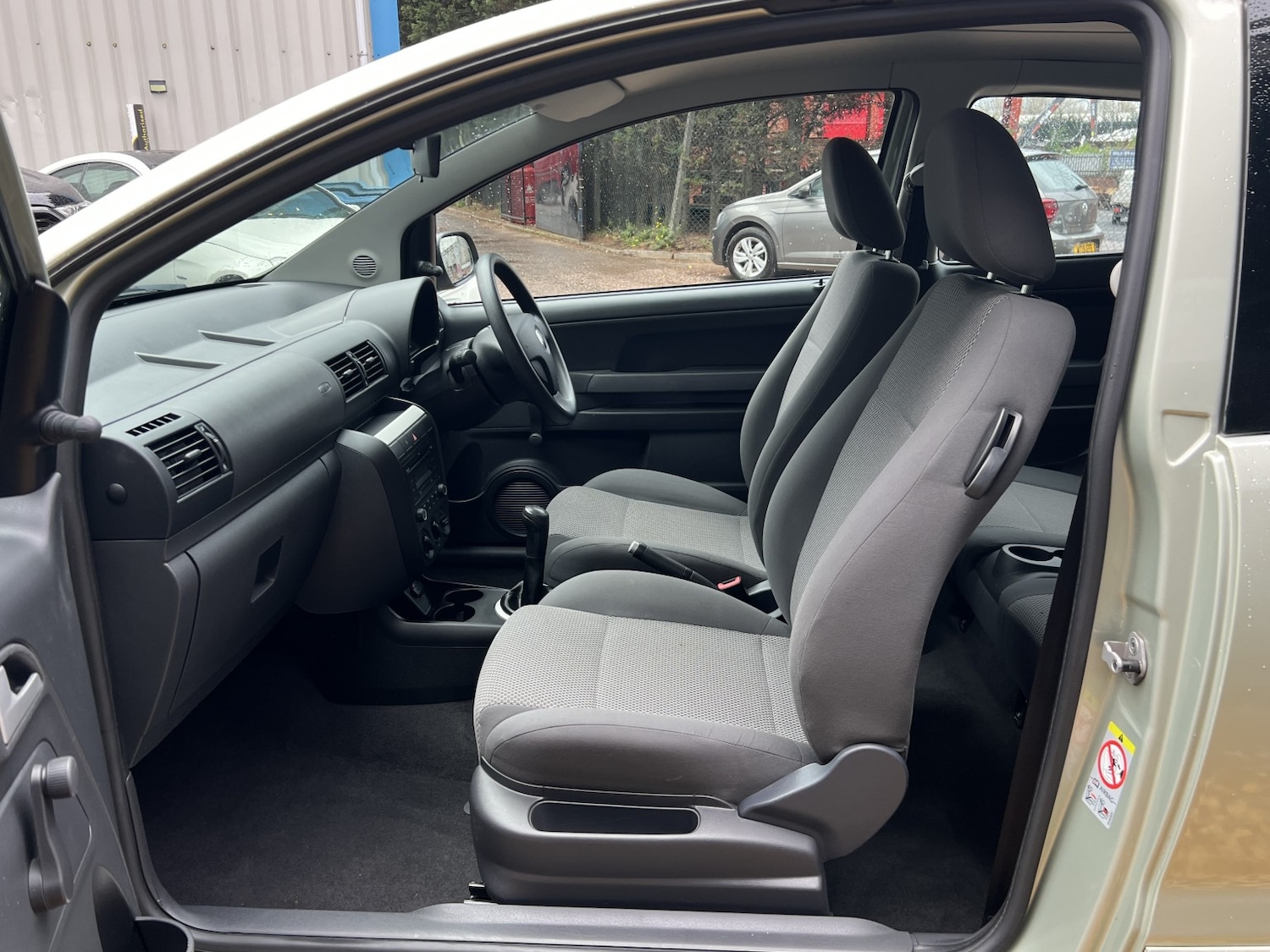 Used Volkswagen Fox 2010 for sale - 76471242: Photo 31