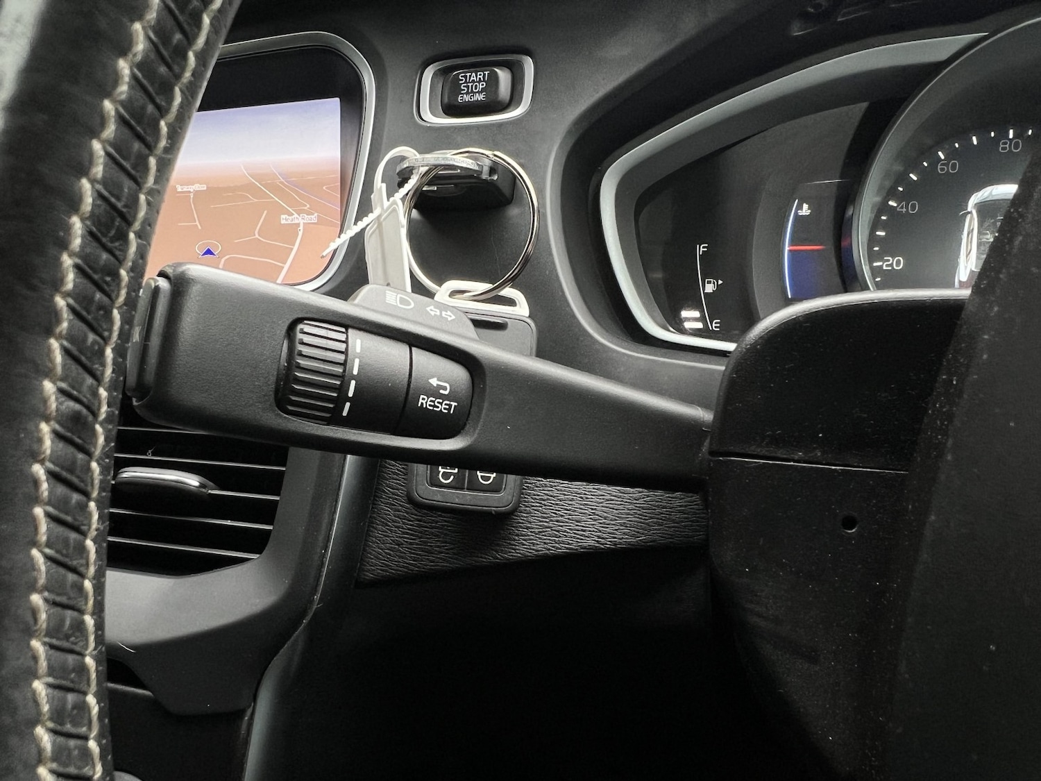 Used Volvo V40 2017 for sale - 76482872: Photo 14