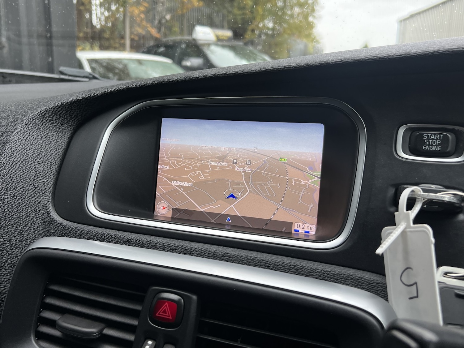 Used Volvo V40 2017 for sale - 76482872: Photo 18