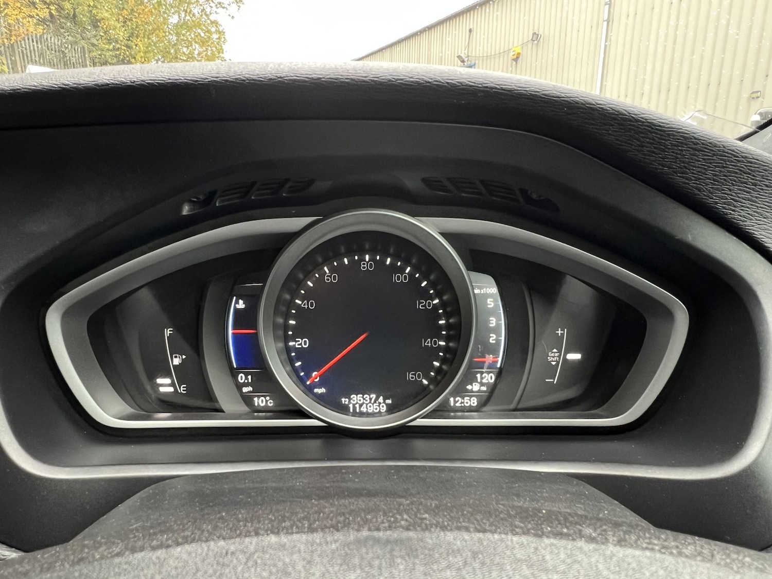 Used Volvo V40 2017 for sale - 76482872: Photo 19