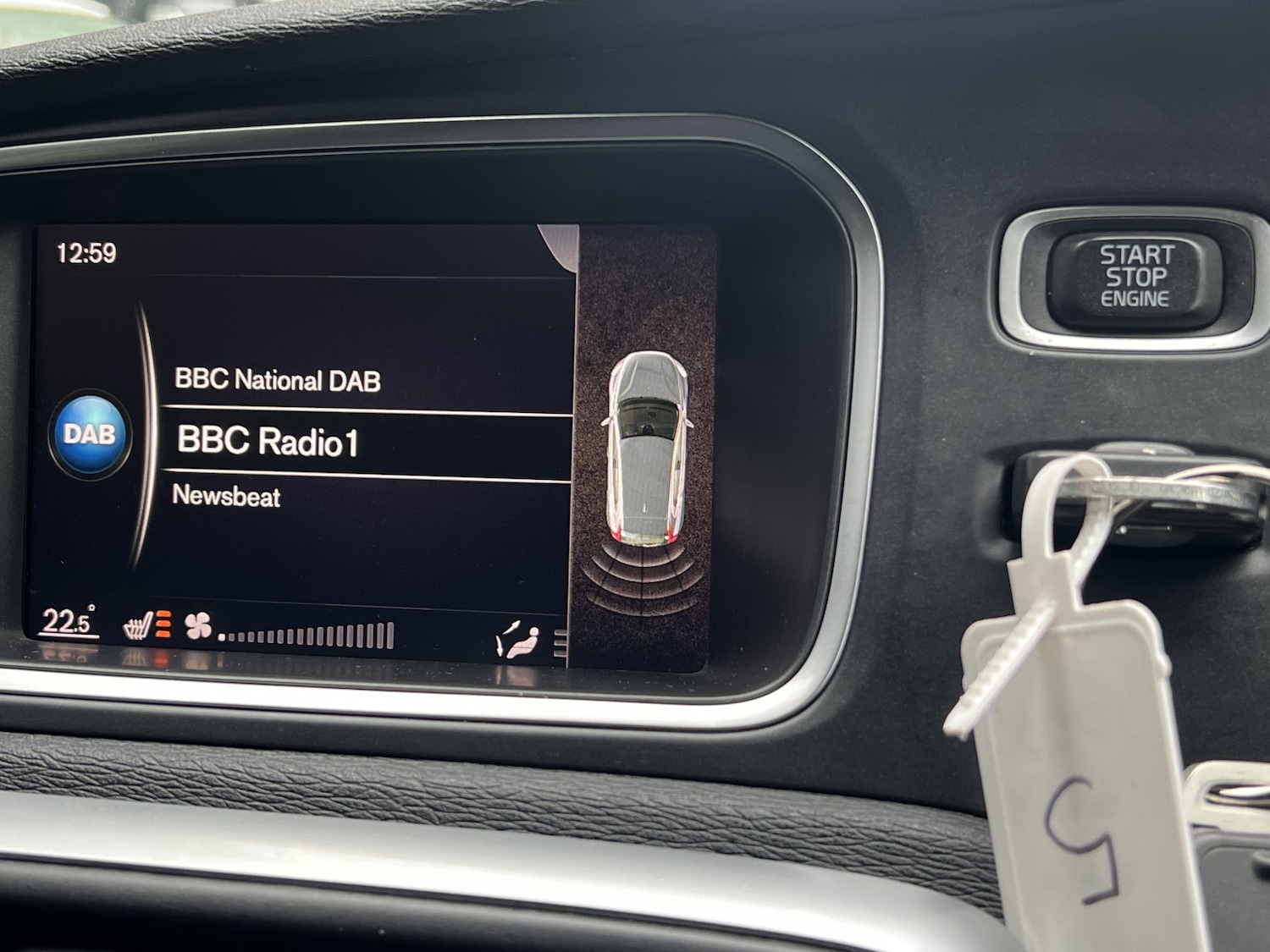 Used Volvo V40 2017 for sale - 76482872: Photo 22