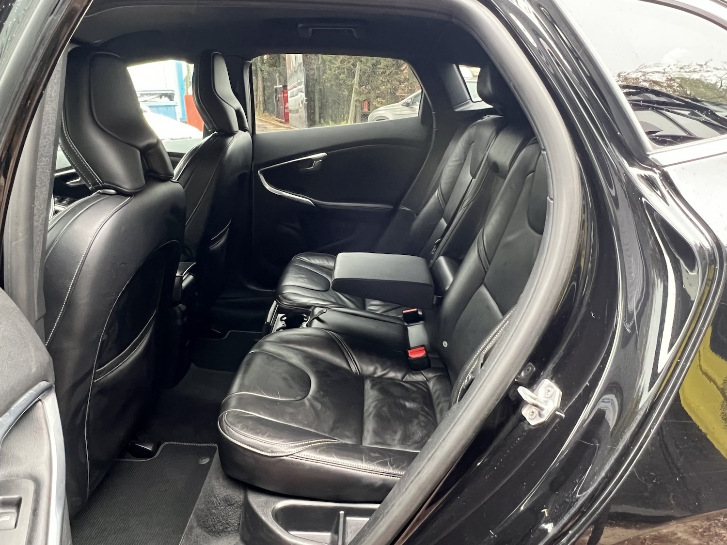 Used Volvo V40 2017 for sale - 76482872: Photo 33