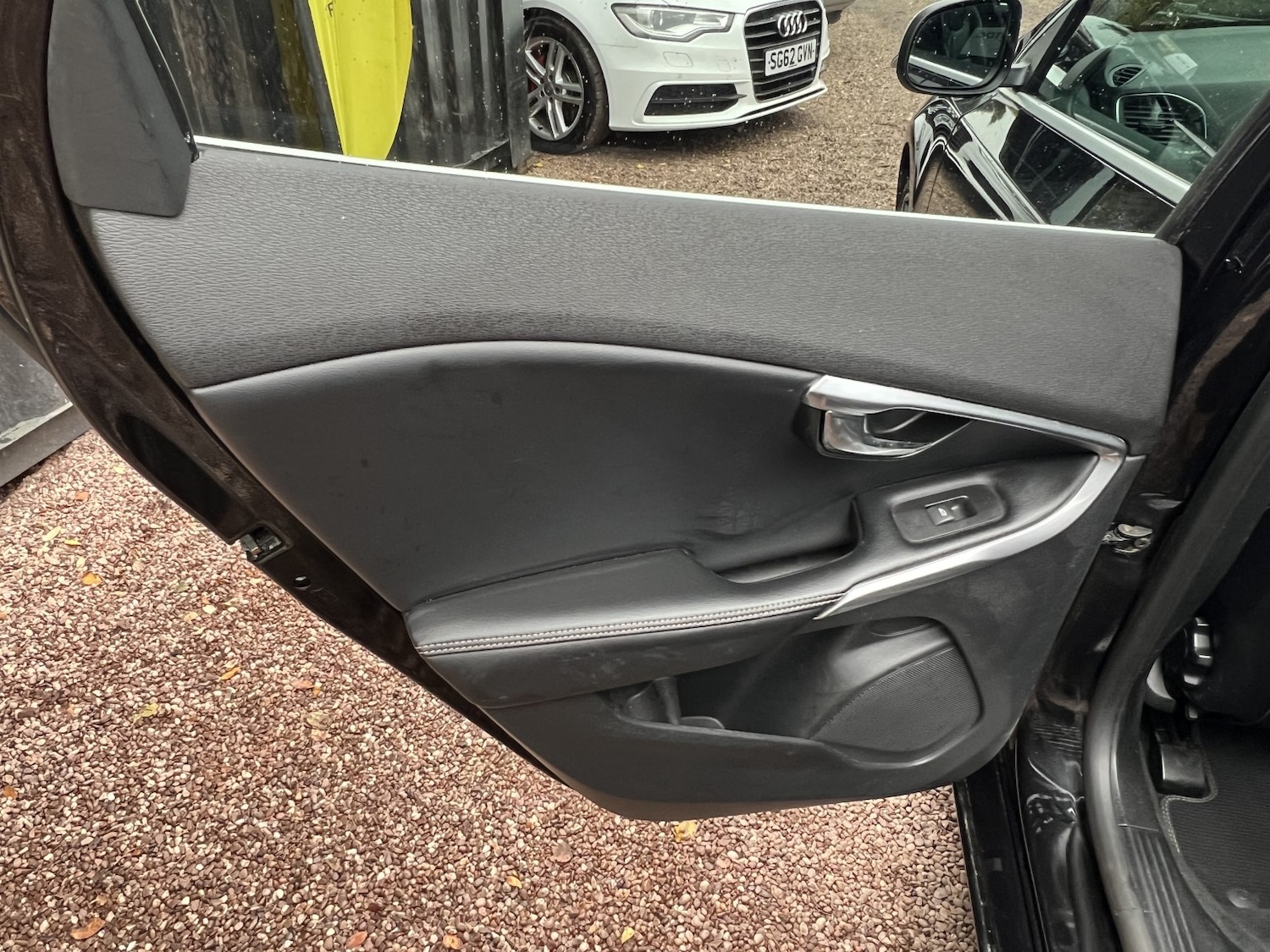 Used Volvo V40 2017 for sale - 76482872: Photo 34