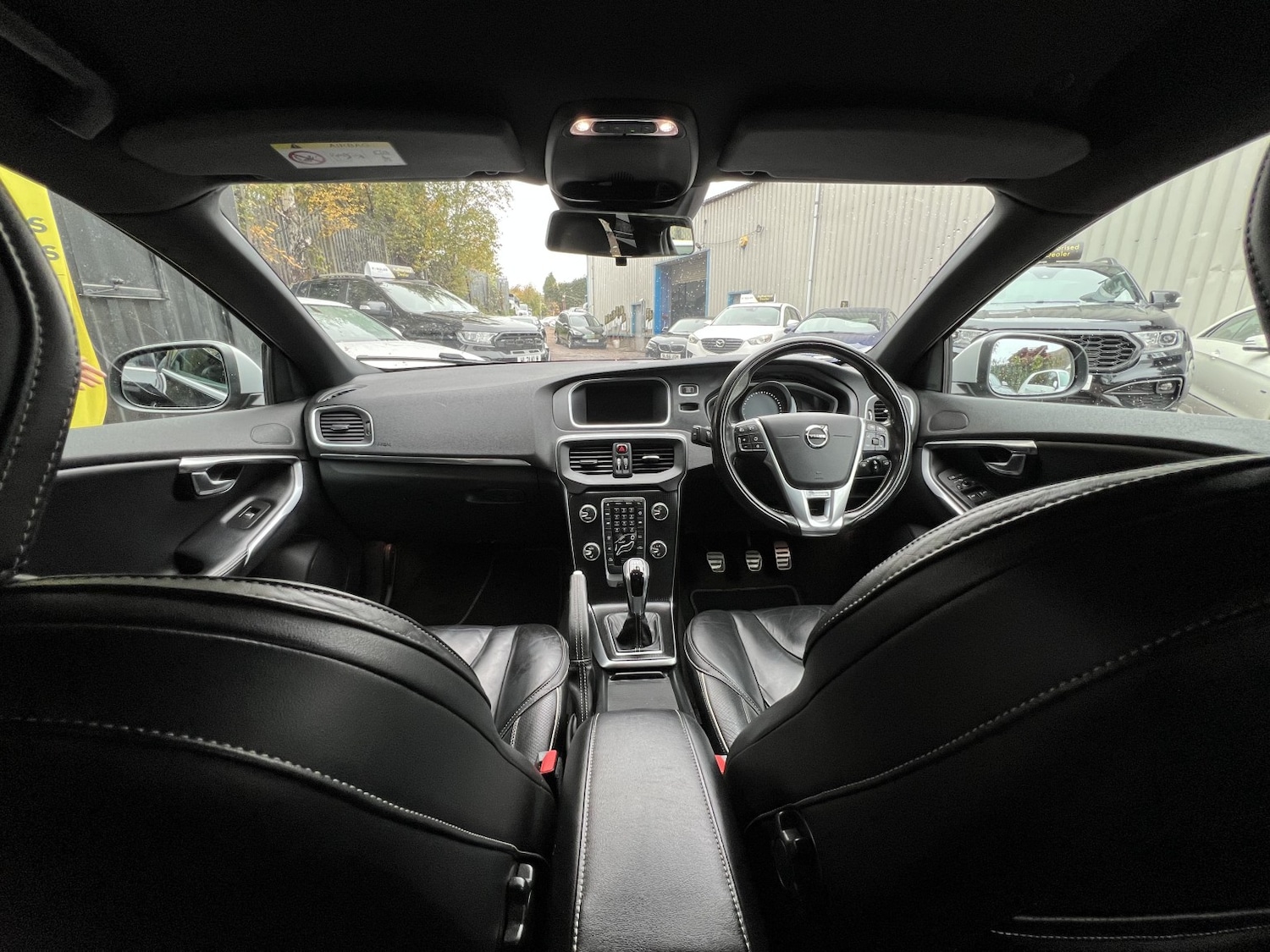 Used Volvo V40 2017 for sale - 76482872: Photo 35