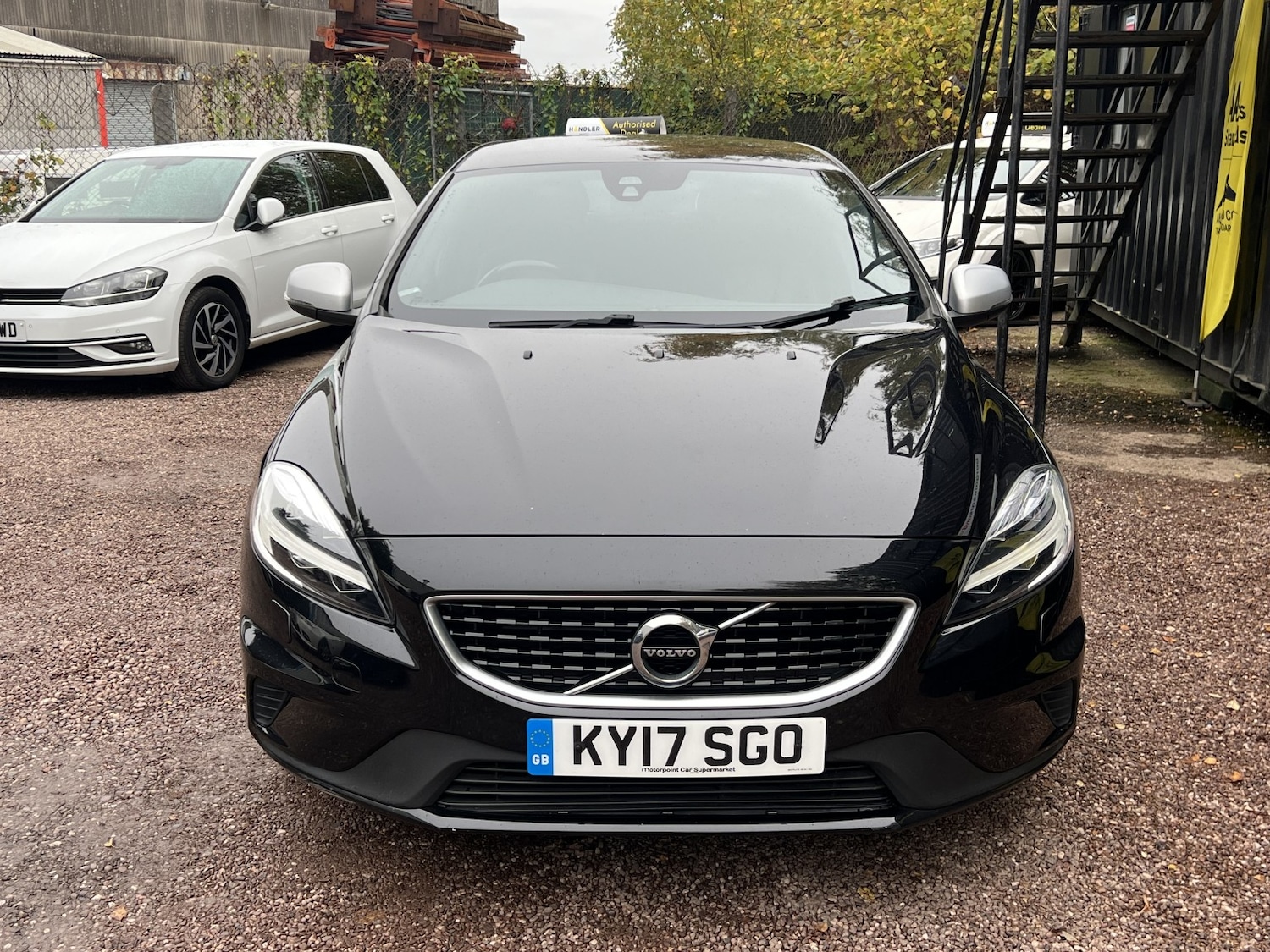 Used Volvo V40 2017 for sale - 76482872: Photo 44