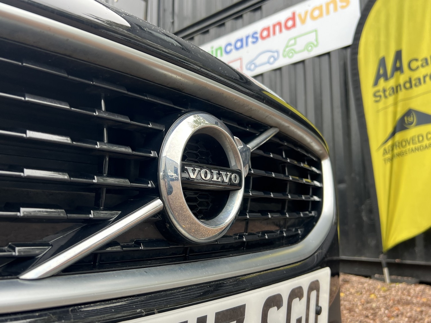 Used Volvo V40 2017 for sale - 76482872: Photo 49