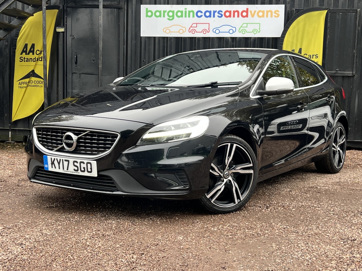 Used Volvo V40 2017 for sale - 76482872: Photo 55