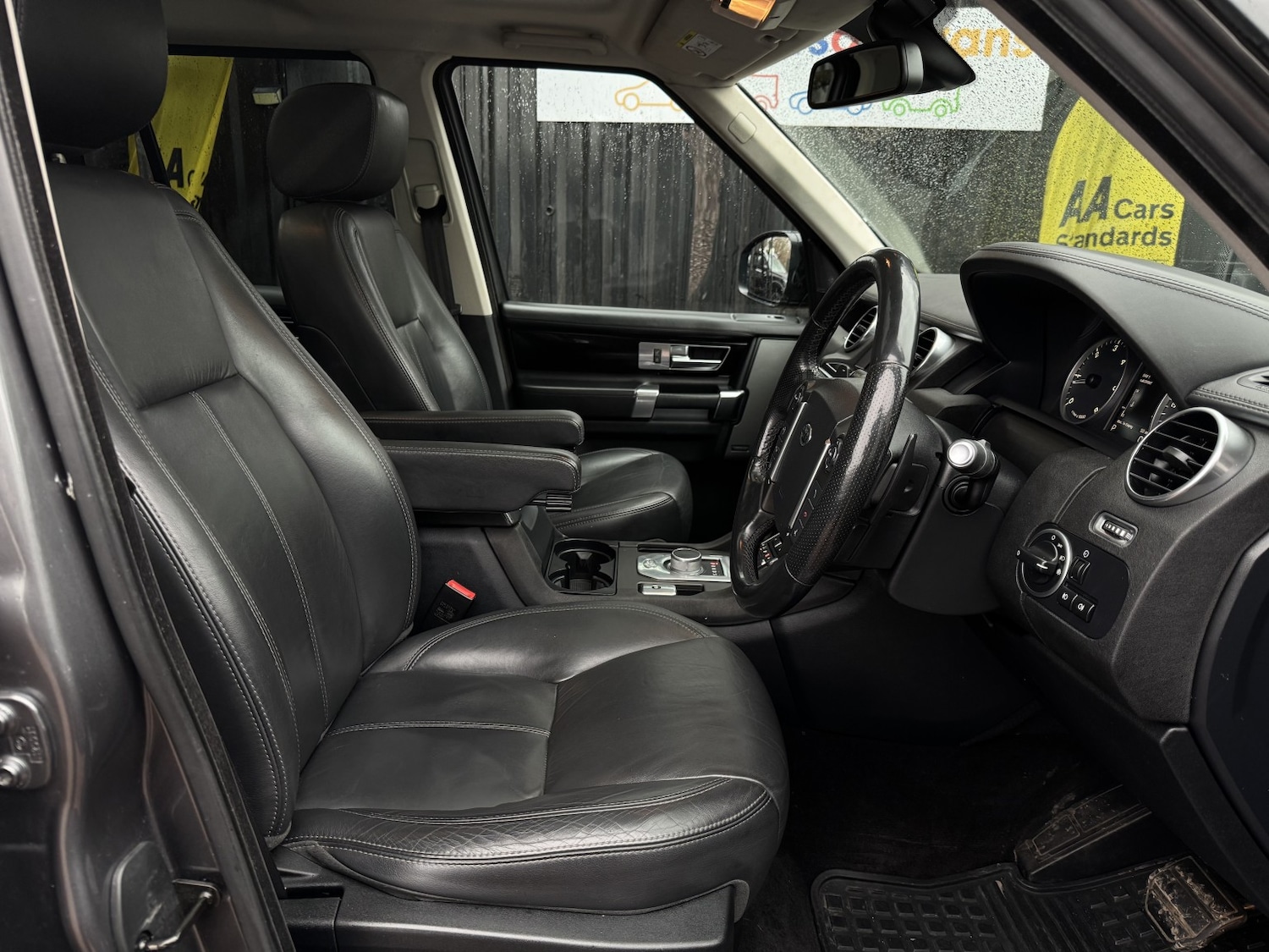 Used Land Rover Discovery 2015 for sale - 76974319: Photo 12