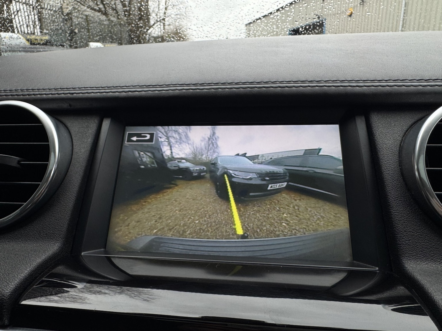 Used Land Rover Discovery 2015 for sale - 76974319: Photo 30