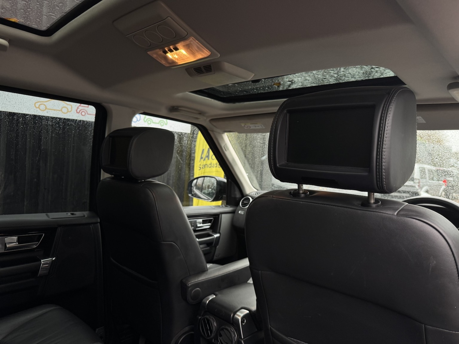 Used Land Rover Discovery 2015 for sale - 76974319: Photo 36