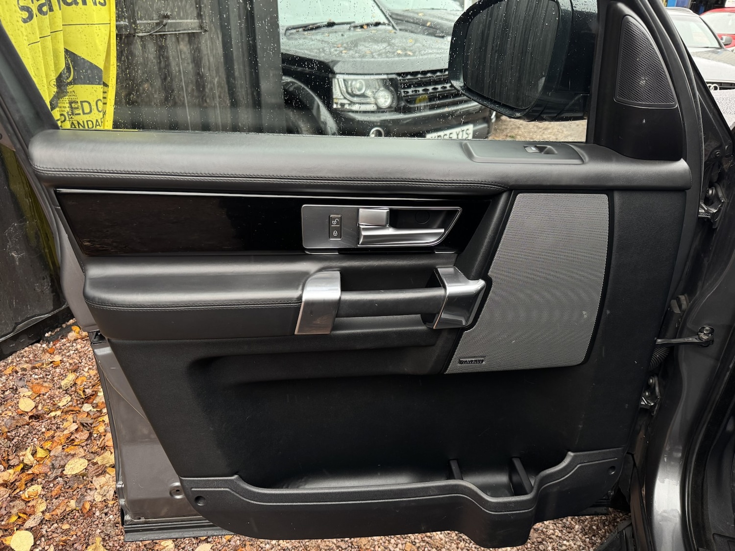 Used Land Rover Discovery 2015 for sale - 76974319: Photo 50