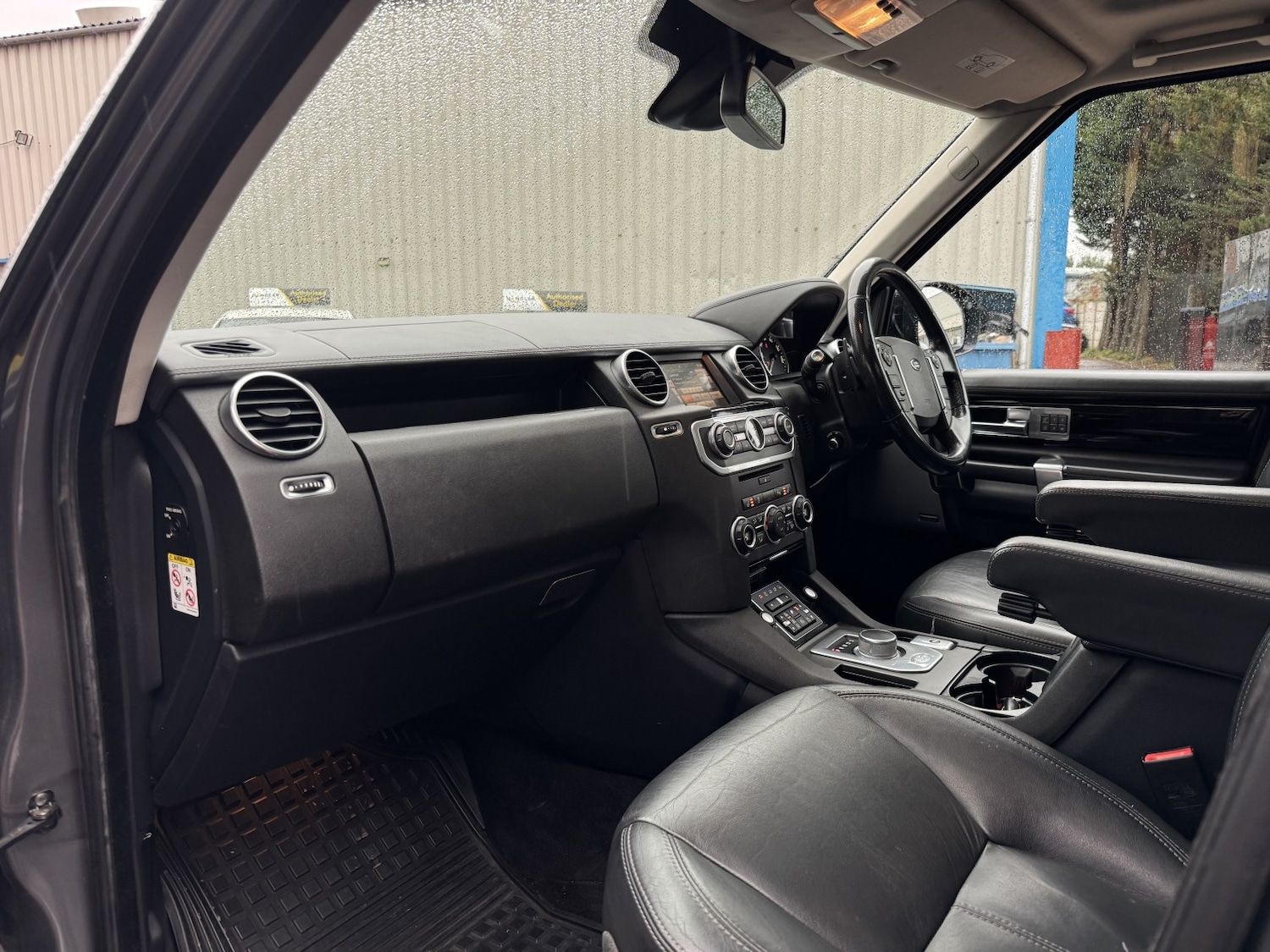 Used Land Rover Discovery 2015 for sale - 76974319: Photo 54