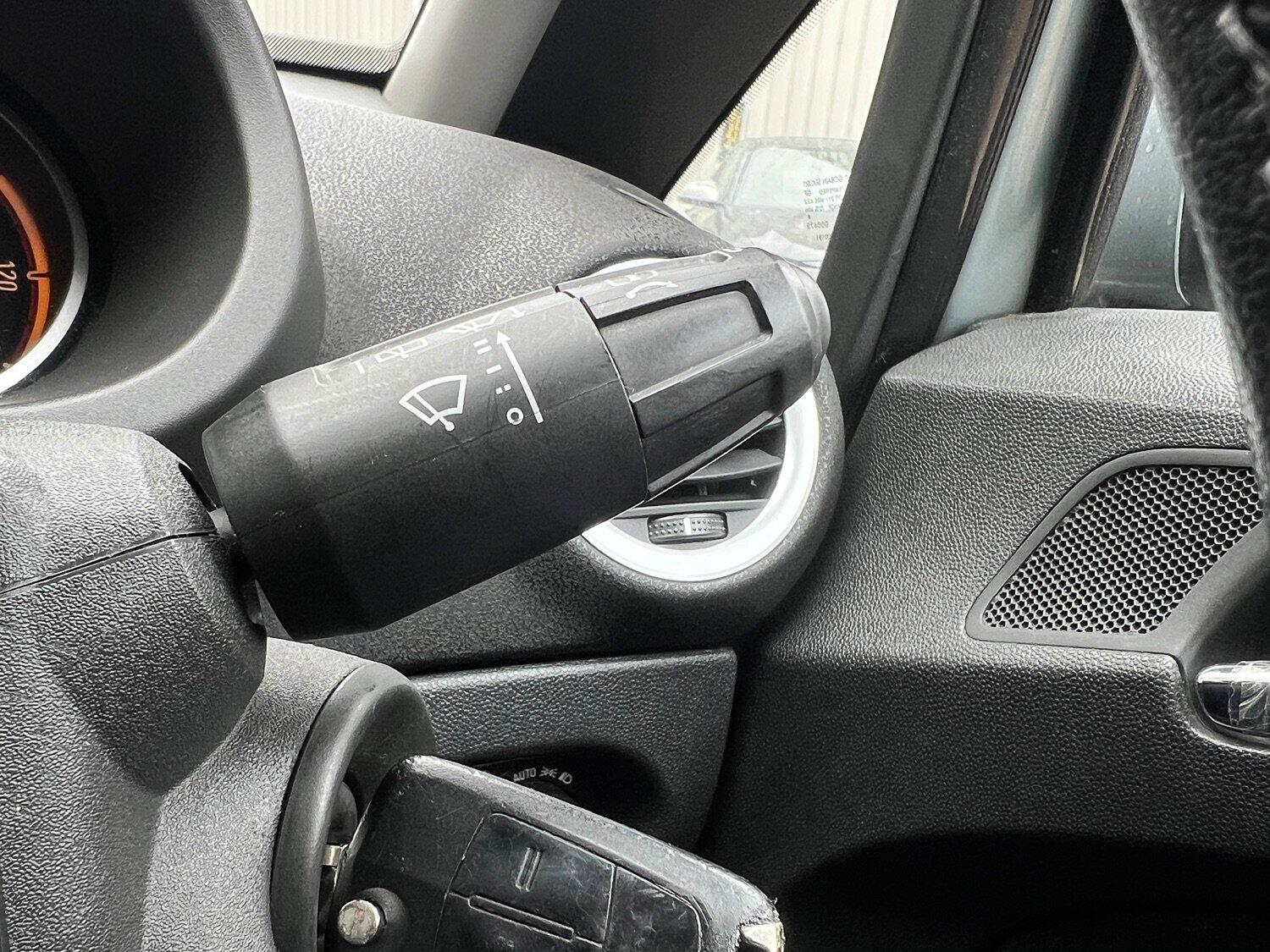 Used Vauxhall Corsa 2010 for sale - 76268451: Photo 16