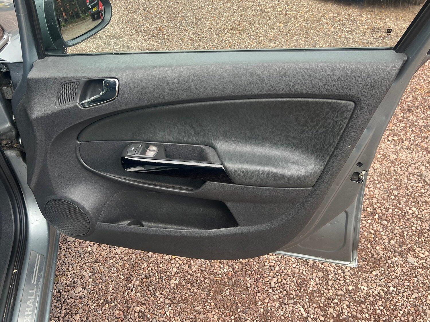 Used Vauxhall Corsa 2010 for sale - 76268451: Photo 8