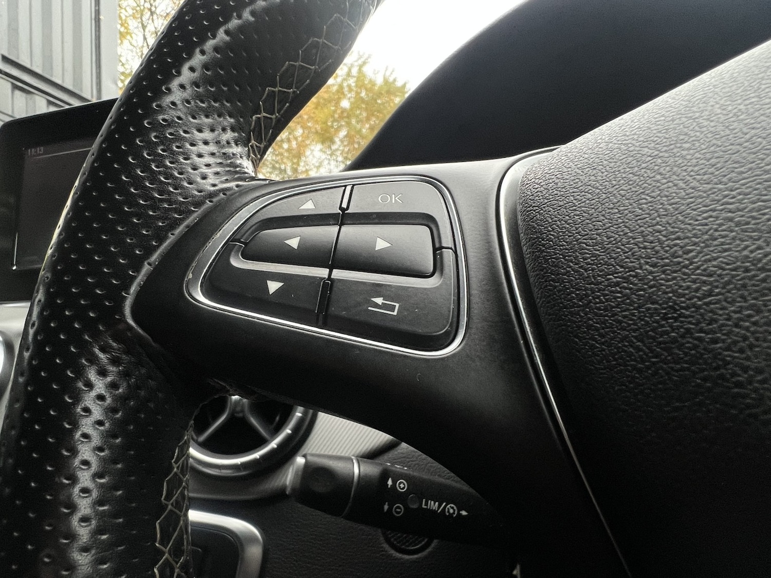 Used Mercedes-Benz CLA 2015 for sale - 76510998: Photo 15