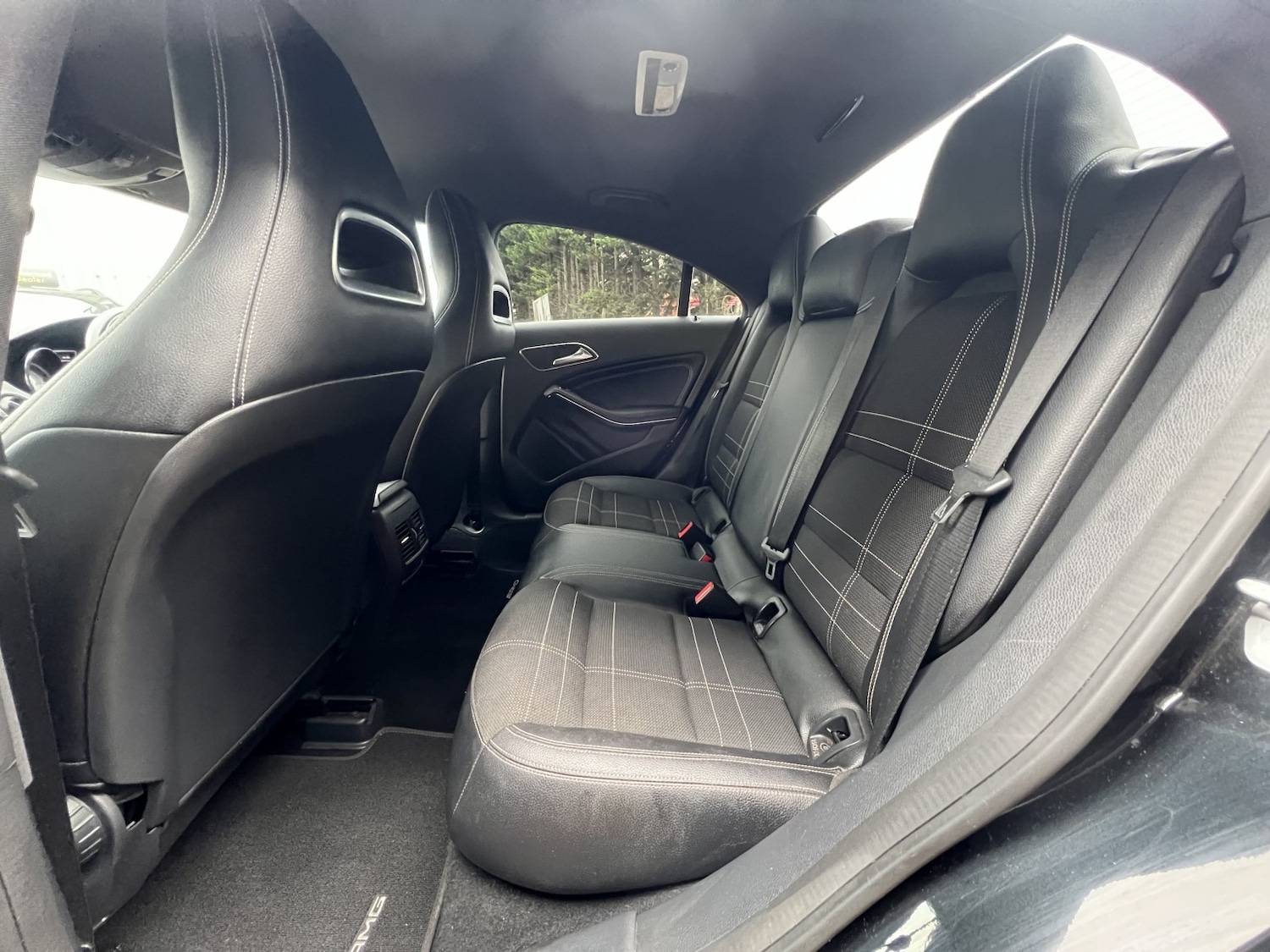 Used Mercedes-Benz CLA 2015 for sale - 76510998: Photo 32