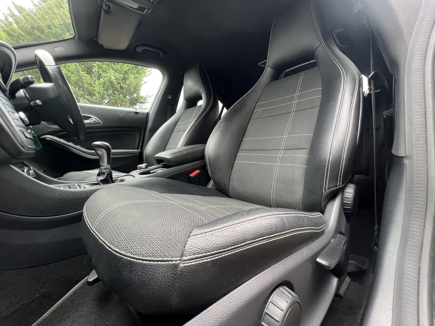 Used Mercedes-Benz CLA 2015 for sale - 76510998: Photo 37