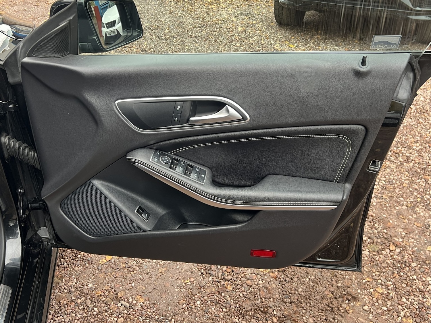 Used Mercedes-Benz CLA 2015 for sale - 76510998: Photo 4