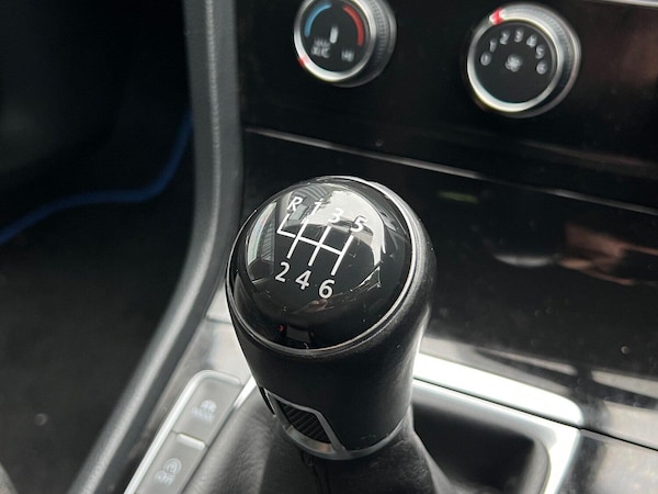 Used Volkswagen Golf 2014 for sale - 76211850: Photo 29