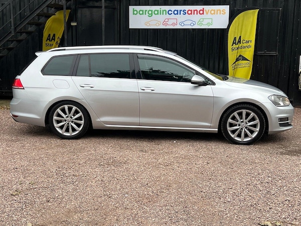 Used Volkswagen Golf 2014 for sale - 76211850: Photo 2