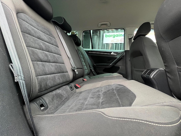 Used Volkswagen Golf 2014 for sale - 76211850: Photo 34