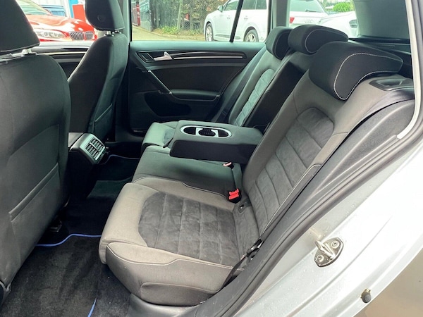 Used Volkswagen Golf 2014 for sale - 76211850: Photo 43