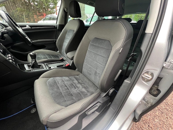 Used Volkswagen Golf 2014 for sale - 76211850: Photo 50